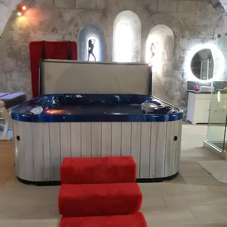 Otel La Chapelle Aux Amoureux - Romantique