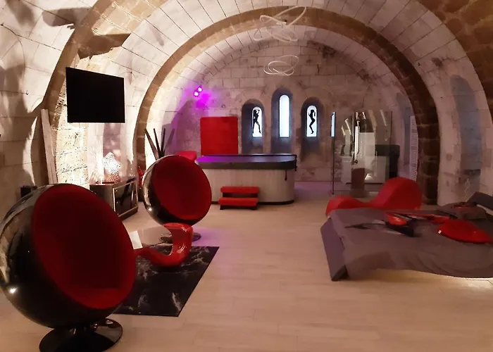 La Chapelle Aux Amoureux - Romantique Ambrieres Les Vallees