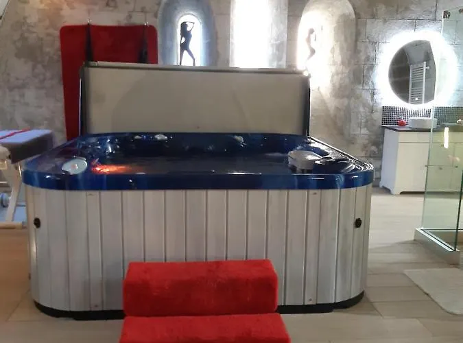 Hotel La Chapelle Aux Amoureux - Romantique